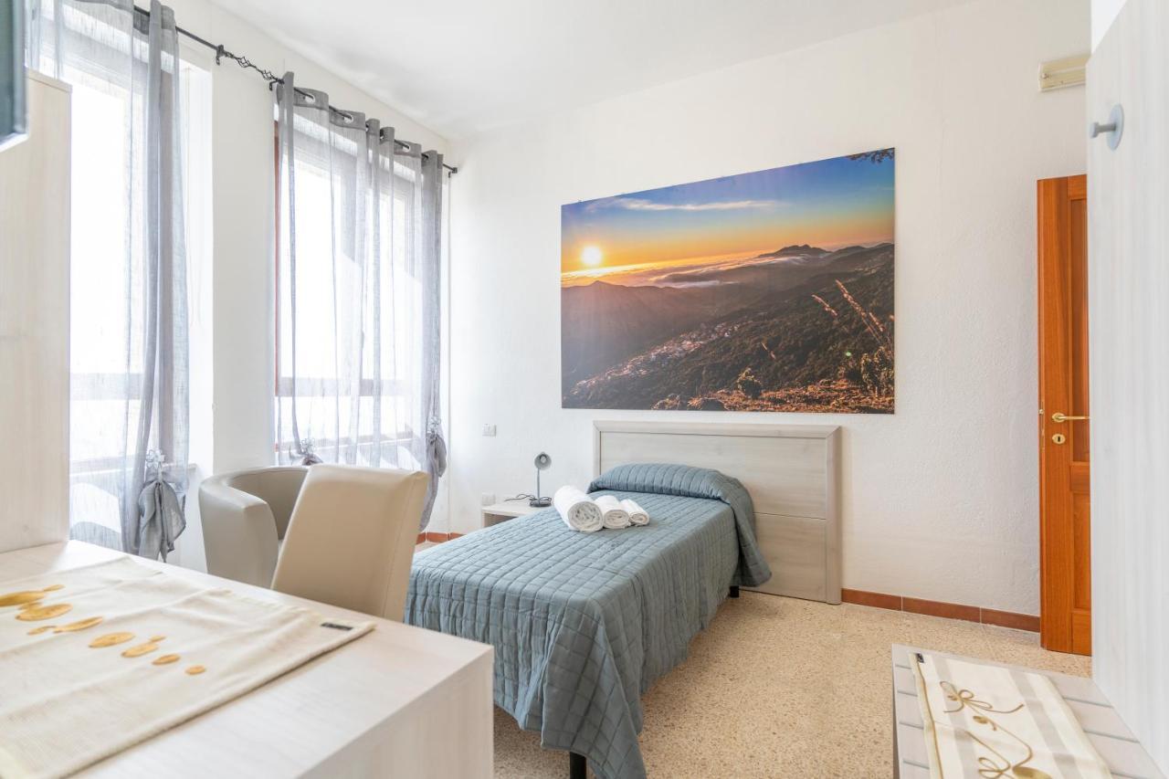 Hotel Dei Tacchi Osini 외부 사진